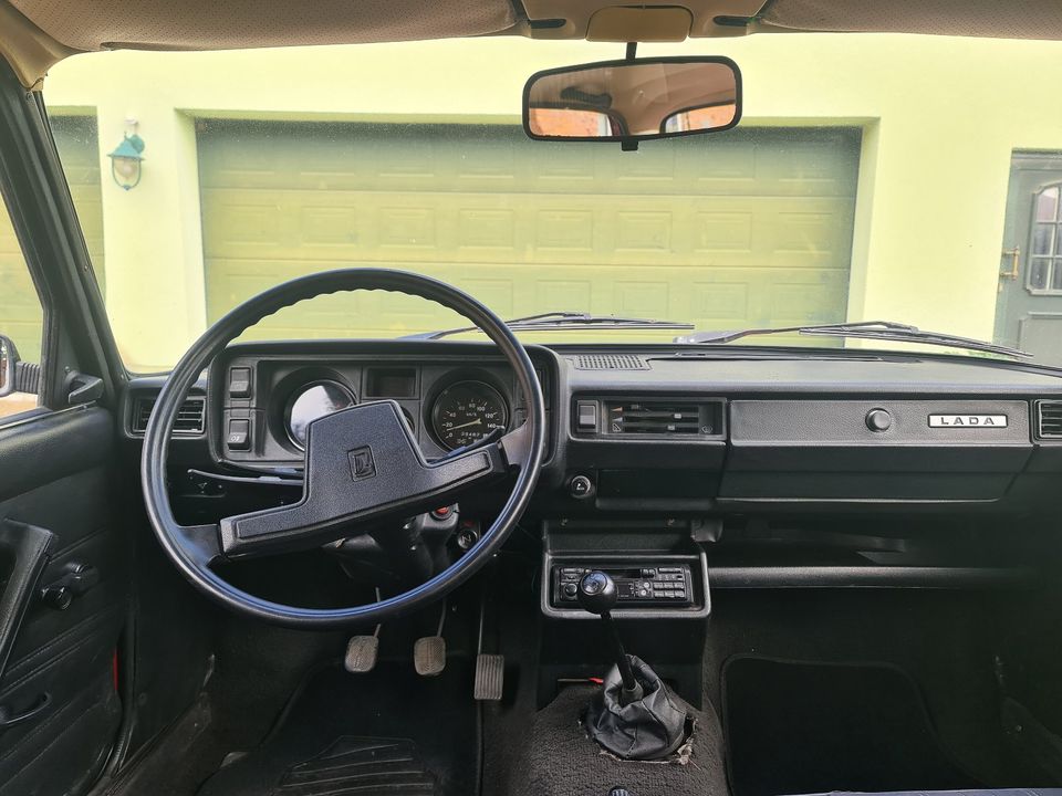 Lada 2105 Bj. 08/94 75PS in Stavenhagen