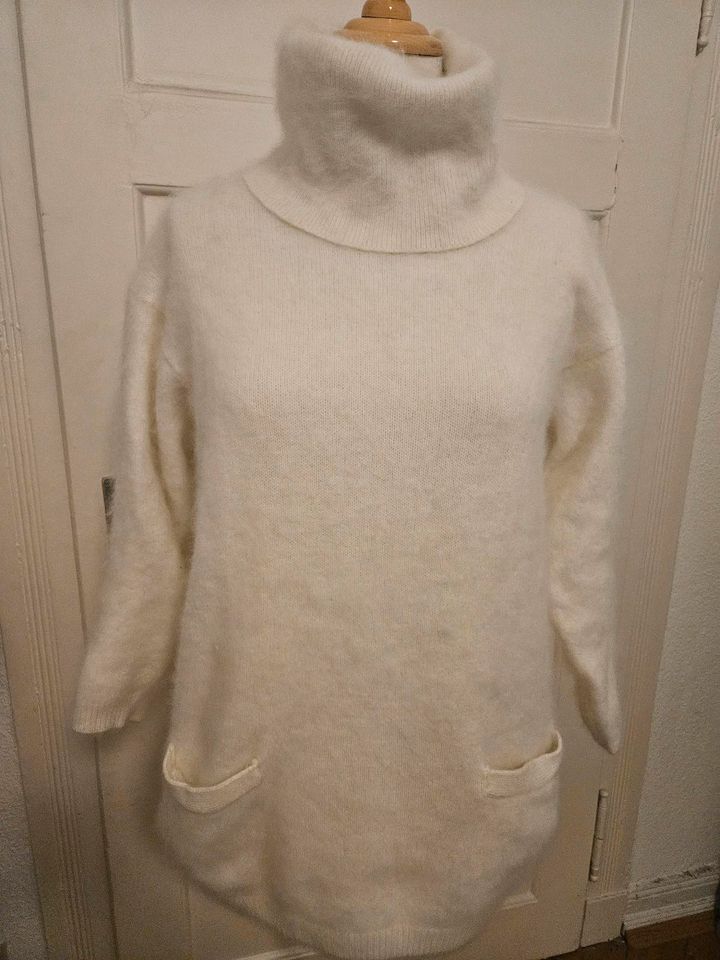 YORN Angora Rollkragen Pullover Weiß lang M L in Hannover