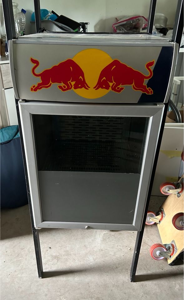 Red Bull Kühlschrank in Lippetal