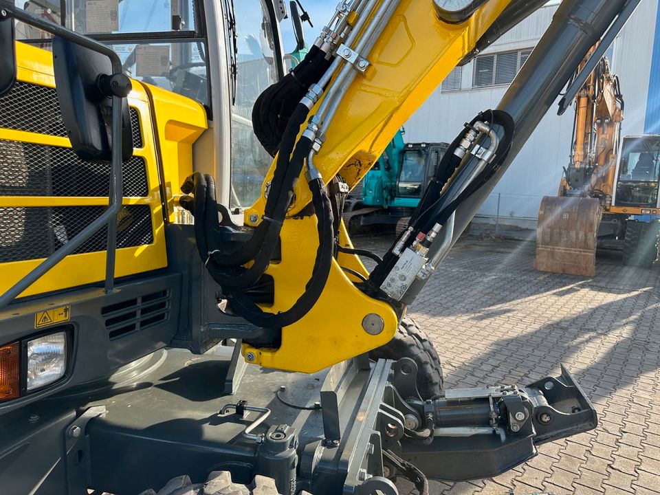 Wacker Neuson EW100 Mobilbagger VOLL! Powertilt Klima TOP! in Aichach