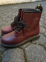 Dr. Martens in Weinrot Rheinland-Pfalz - Koblenz Vorschau