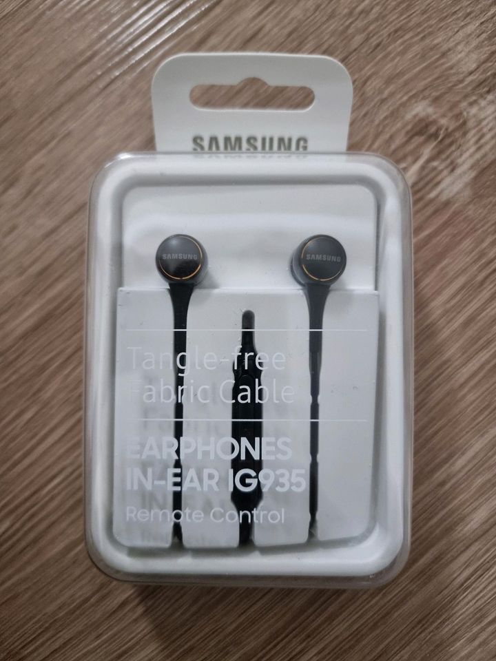 Samsung IN-EAR Kopfhörer in Aspach
