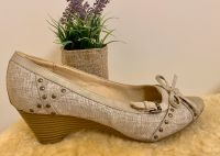 stylische Sommerpumps, Hingucker, 39, beige Brandenburg - Potsdam Vorschau