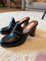 Valentino Garvani Nieten Pumps Dittelbrunn - Pfändhausen Vorschau