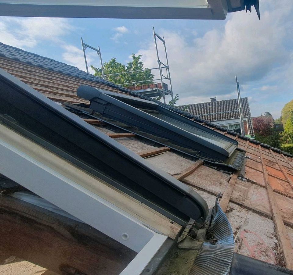 7 Velux Dachflächenfenster inkl. Solar-Rollladen bzw. E-Rollladen in Hamm