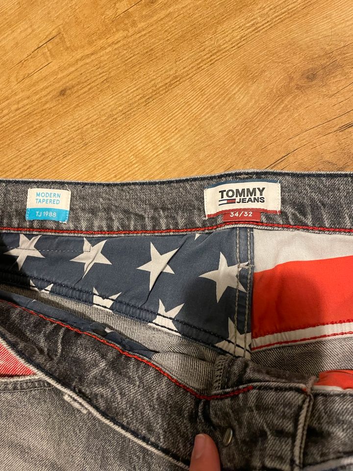 ‼️Herren Tommy Hilhiger Jeans 34/32‼️ in Bremen