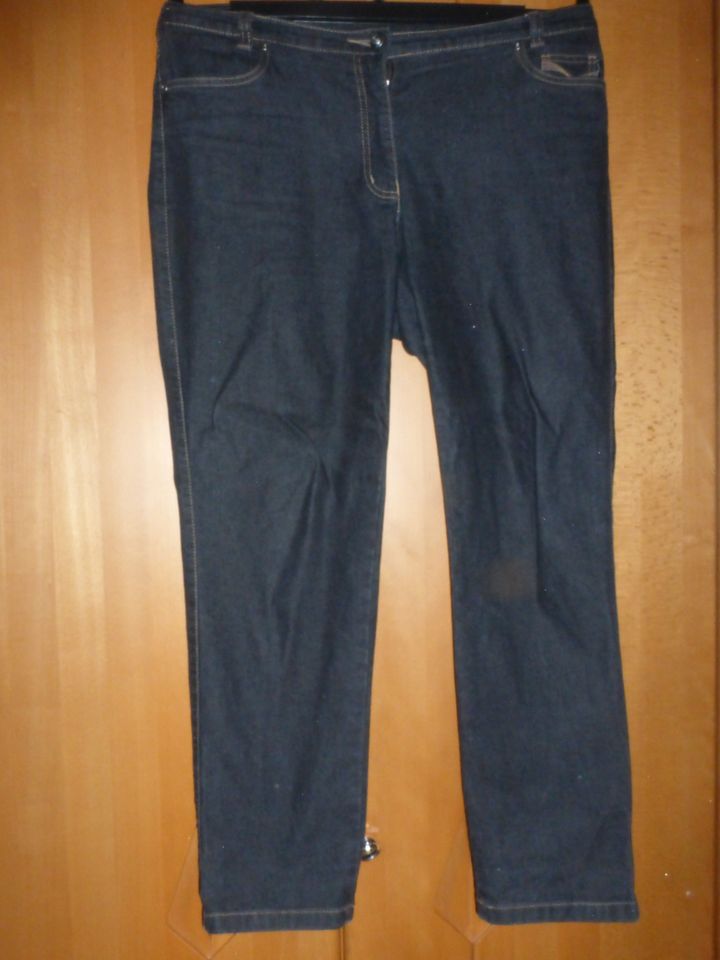 Leiss sportive schwarze Jeans Stretchjeans Hose Größe 22 in Hof (Saale)