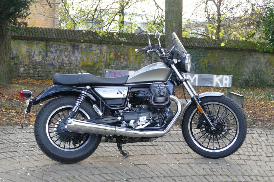 Moto Guzzi V 9 Roamer in Viersen