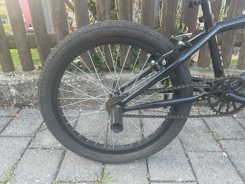 BMX Rad von Yolo X 4 U in Eichendorf