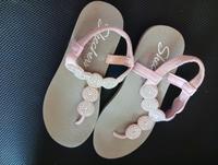 Sketchers Yoga Foam Schuhe Flip Flops Sommer Frauen Mecklenburg-Vorpommern - Neubrandenburg Vorschau