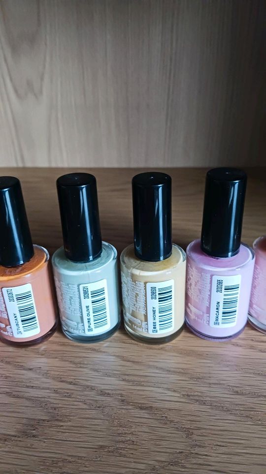 10er/ 5er Nagellack Set's  Neu- unbenutzt, ab 1,50 € in Ehrenberg (Rhön)