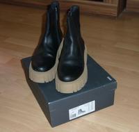 Marc O'Polo Schuhe Leder Stiefelette Schwarz 40 TOP wie NEU Niedersachsen - Emden Vorschau