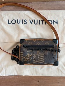 LOUIS VUITTON x Nigo Earphone Case Horizon Kopfhörer Tasche Etui