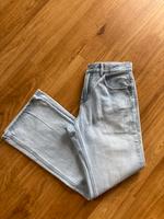 Jeans von Stradivarius in Größe 40-neuwertig Thüringen - Weimar Vorschau