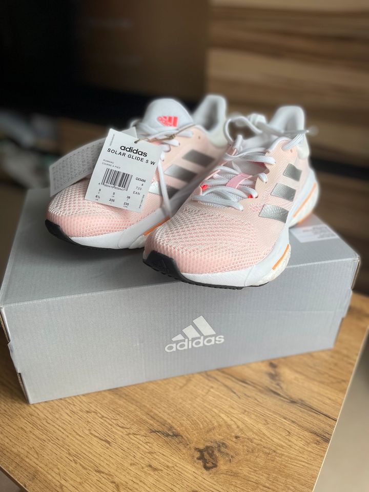 Adidas Solarglide 5, Frauen Sneakers, Neue in Nürnberg (Mittelfr)