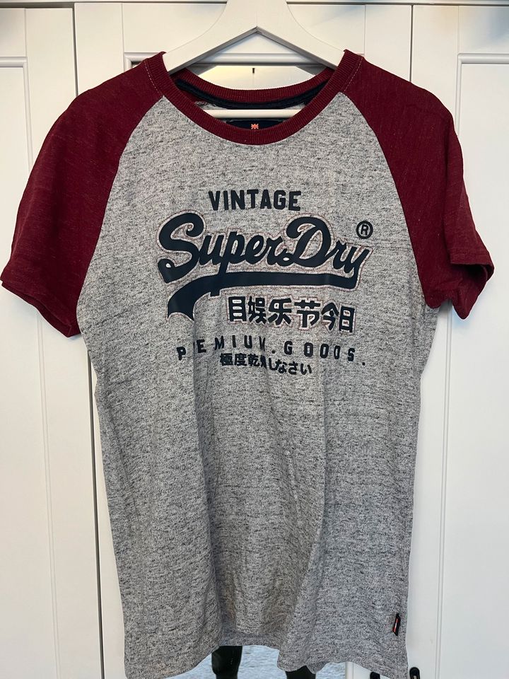 Superdry shirt m in Konstanz