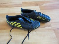 TOP! Jungen Fußballschuhe von ADIDAS in Gr. 35 Hessen - Limburg Vorschau