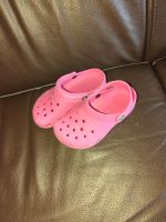 Mädchen Schuhe Crocs pink gr. 33/34 Nordrhein-Westfalen - Hattingen Vorschau