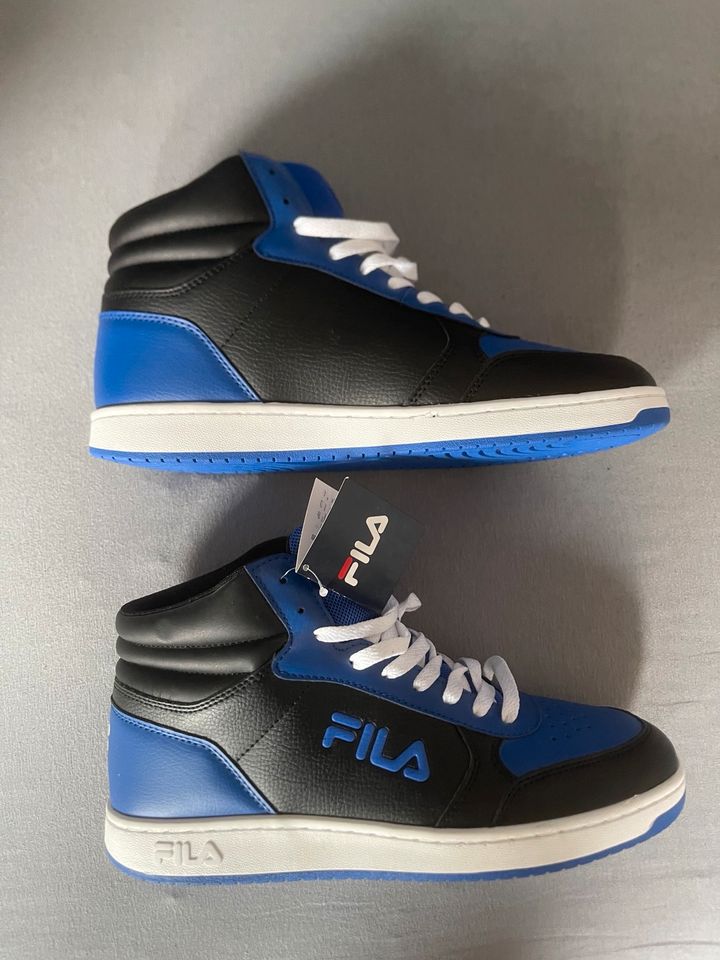 FILA Herrenschuhe Gr. 43  Blau / Schwarz in Twistetal