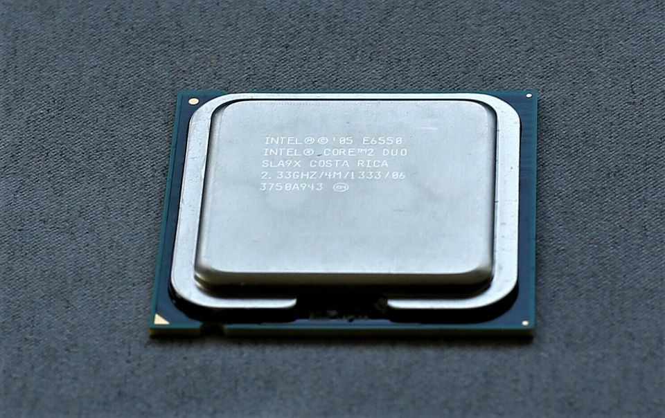Intel Core 2 Duo E6550 CPU Sockel 775 in Kelkheim