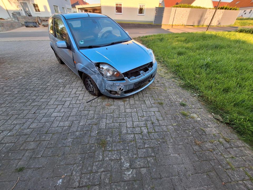 Auto  Unfall Fahrzeug in Bissendorf