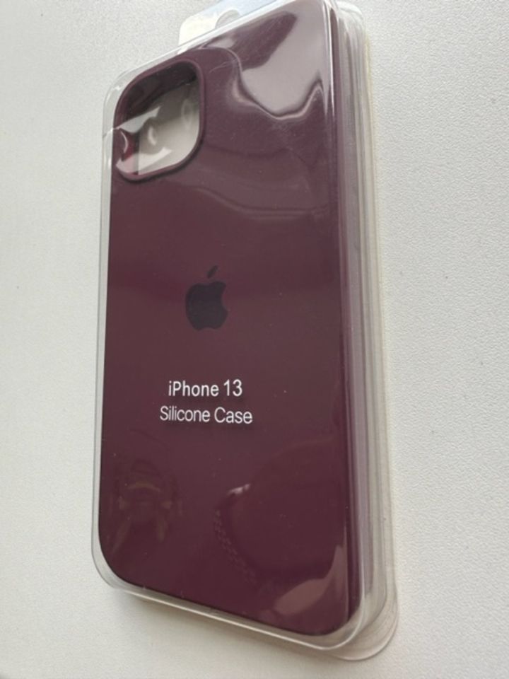 Silikon-Case für iPhone13 in Pflaume, Fabrikneu! in Berlin