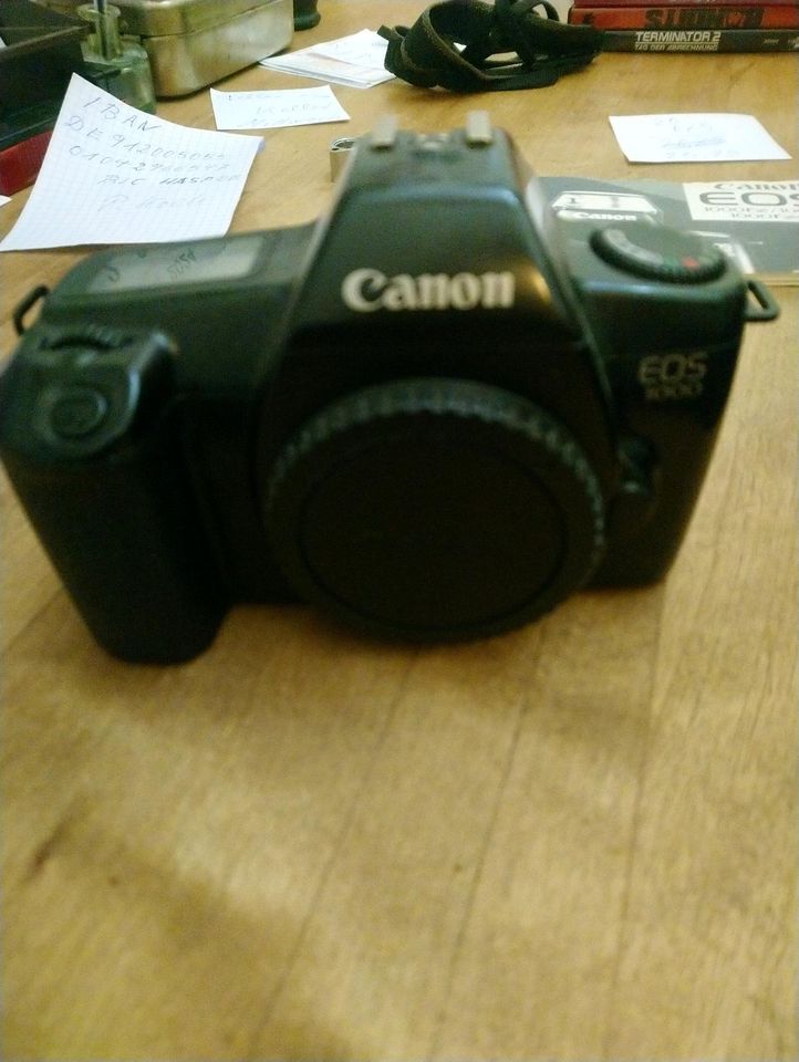 CANON EOS 1000  ( BADY) in Hamburg