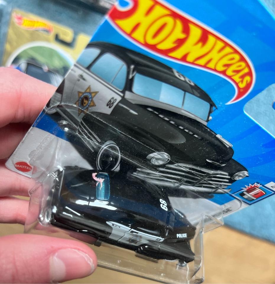 Verschiedene Hot Wheels Chase + Treasure Hunt + Premiums + JamesB in Koblenz