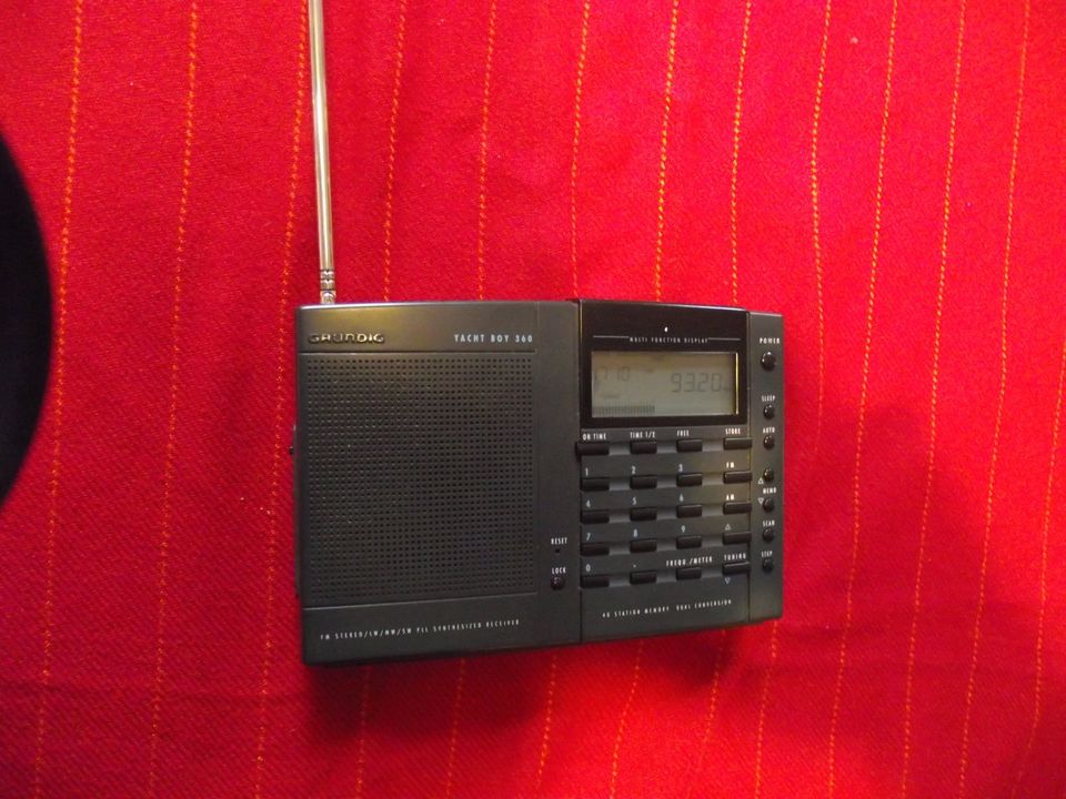 Weltempfänger Grundig Yachtboy 360, FM, AM, LW, SW in Bielefeld