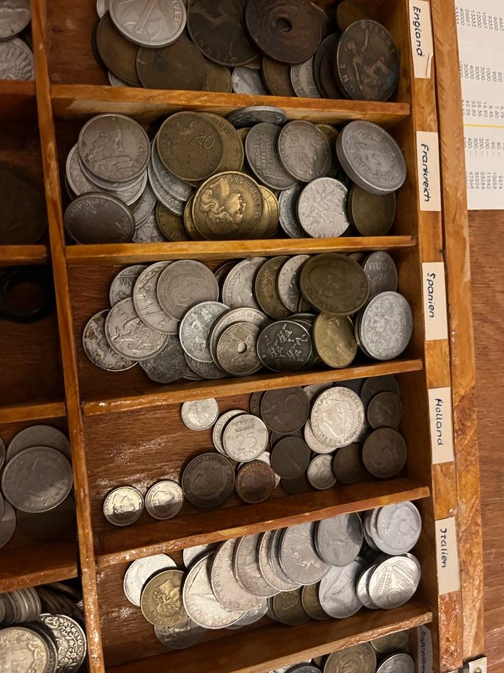 Reichsbanknoten darlehenskassenscheine Münzen aus vielen Ländern in Muhr am See