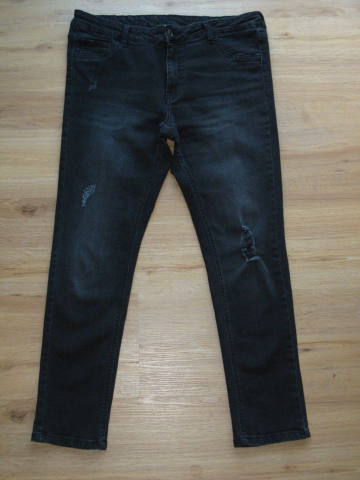 Jeans W=30, Gr. ca.42, modern, schwarz-washed, top Zustand! in Kraiburg am Inn
