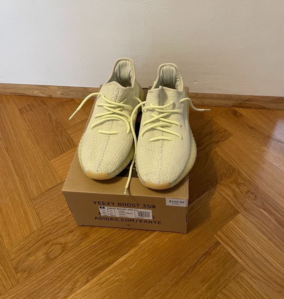 Yeezy Boost 350 V2 Butter gebraucht in 41 1/3 in Düsseldorf