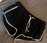 Kurze Shorts Saarland - Überherrn Vorschau