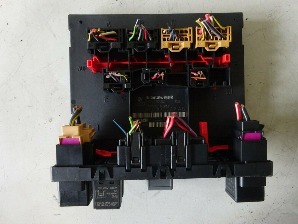 VW Passat 3C B6 Touran 1T Golf 5 V Bordnetzsteuergerät 3C0937049 in Bönnigheim