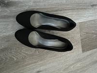 Marco Tozzi Pumps High Heels Gr. 36 Schwarz Niedersachsen - Buxtehude Vorschau
