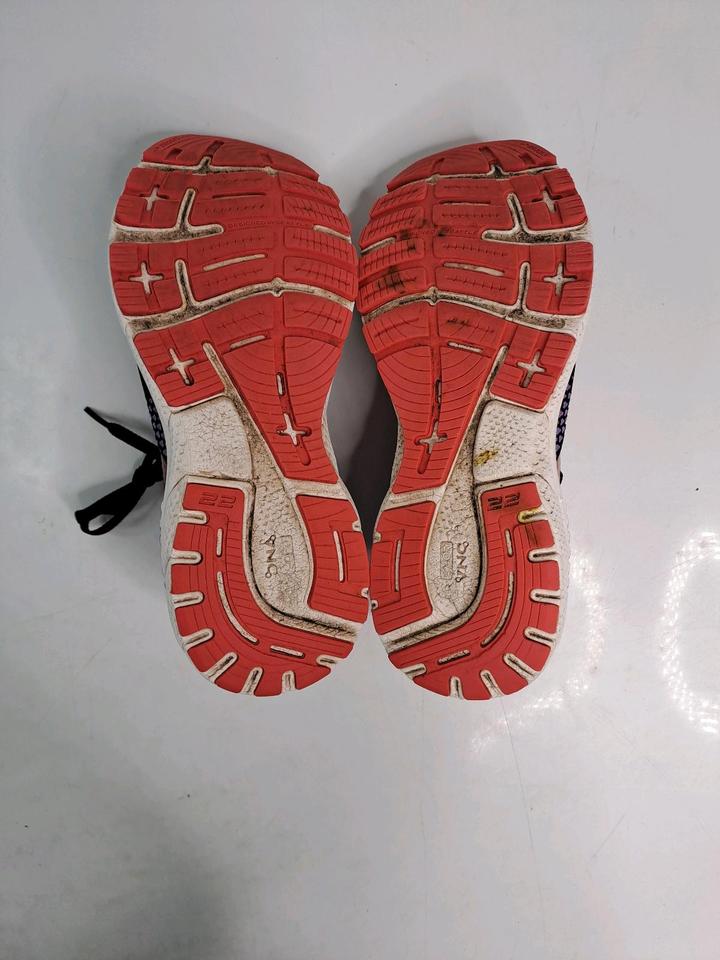 Brooks Adrenaline Gts 22 Medium B Damen Laufschuhe Schuhe 40.5 in Mühlacker