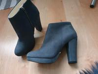 Neu!! Buffalo Stiefeletten, 37, blau Bayern - Kleinostheim Vorschau
