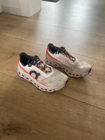 Laufschuh von On - Cloudmonster Frankfurt am Main - Ginnheim Vorschau
