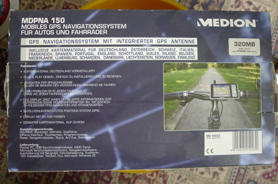 Medion GPS Navigationssystem MDPNA 150 Auto/Fahrrad/Fußgänger in Nürtingen