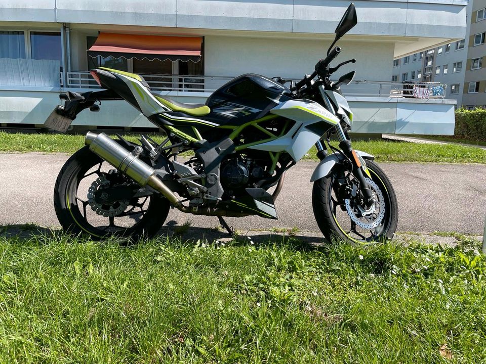 Kawasaki Z 125 in Oberschleißheim