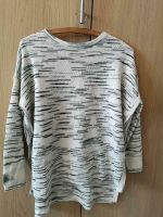 Strickpulli Pullover mit Cut Outs Schwarz weiß 36 38 S/M H&M Nordrhein-Westfalen - Dinslaken Vorschau