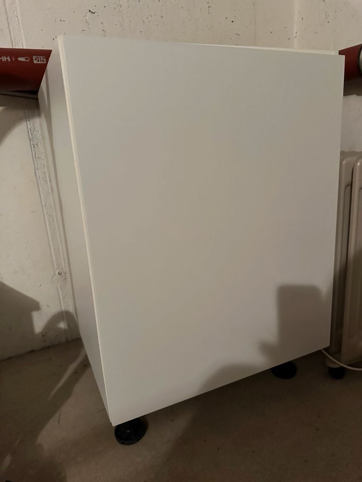 Offene Küche Schrank hinten (60x60, Hohe 90) NUR ABHOLUNG!! in Burgdorf