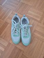 Sneaker von Esprit - top Zustand - 37  - mint Hannover - Bothfeld-Vahrenheide Vorschau