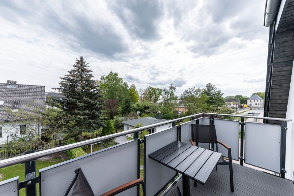 Möblierte Wohnungen für 3 o. 4 Pers. mit Top Ausstattung & Balkon in Neuenhagen