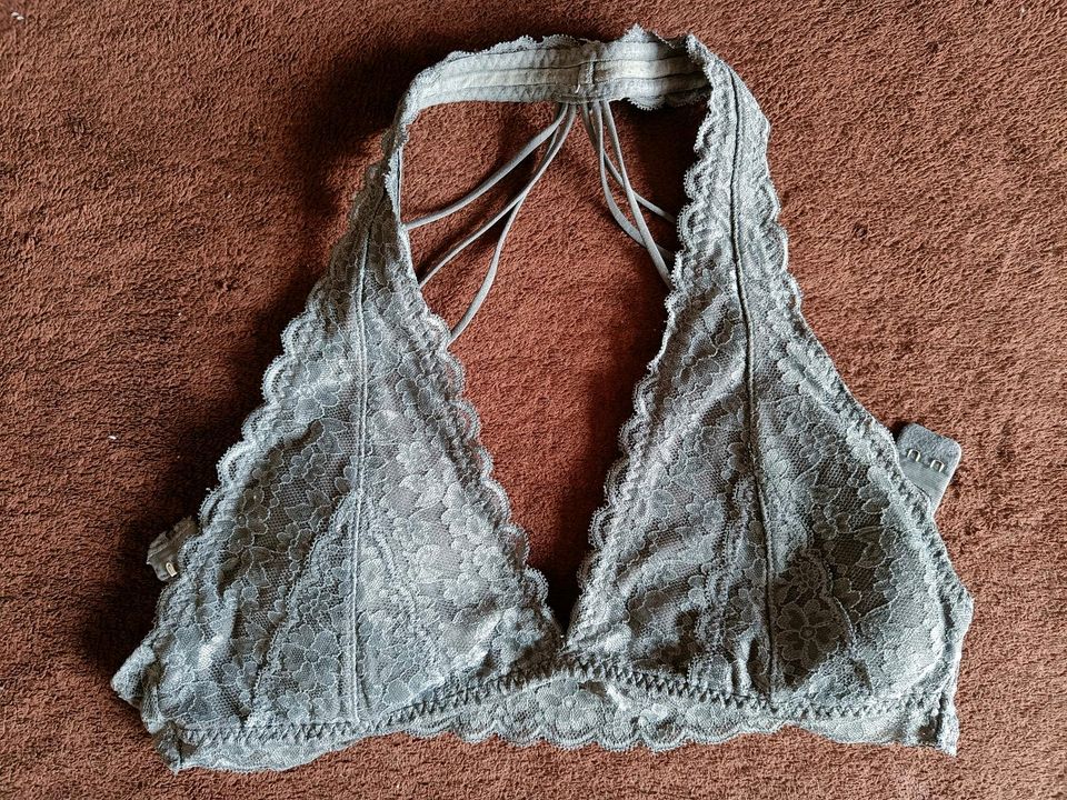 Gilly Hicks Hollister Bralette Sydney Gr. S grau in Thüringen - Jena | eBay  Kleinanzeigen ist jetzt Kleinanzeigen