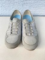 Schuhe/Sportschuhe/Sneakers Gr. 10 Gr. 40 grau Bayern - Waldbüttelbrunn Vorschau