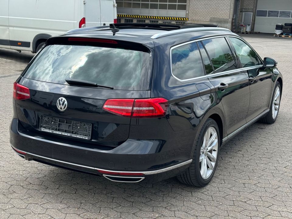 Volkswagen Passat 2.0 TDI SCR 176kW DSG 4x4 Panorama LED in Bornheim