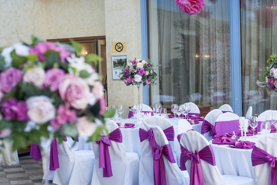 Hochzeitsdeko Wedding Dekoration Stuhlschleifen Satin Verleih in Freital