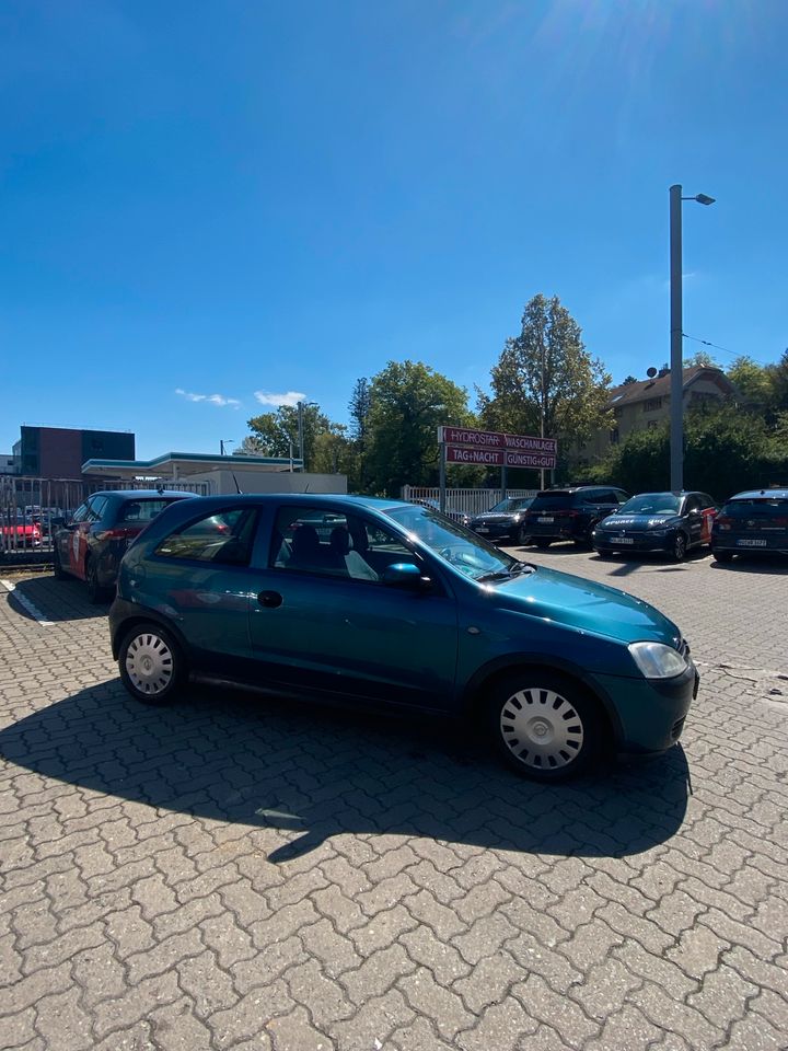 Opel Corsa 1.2 in Würzburg