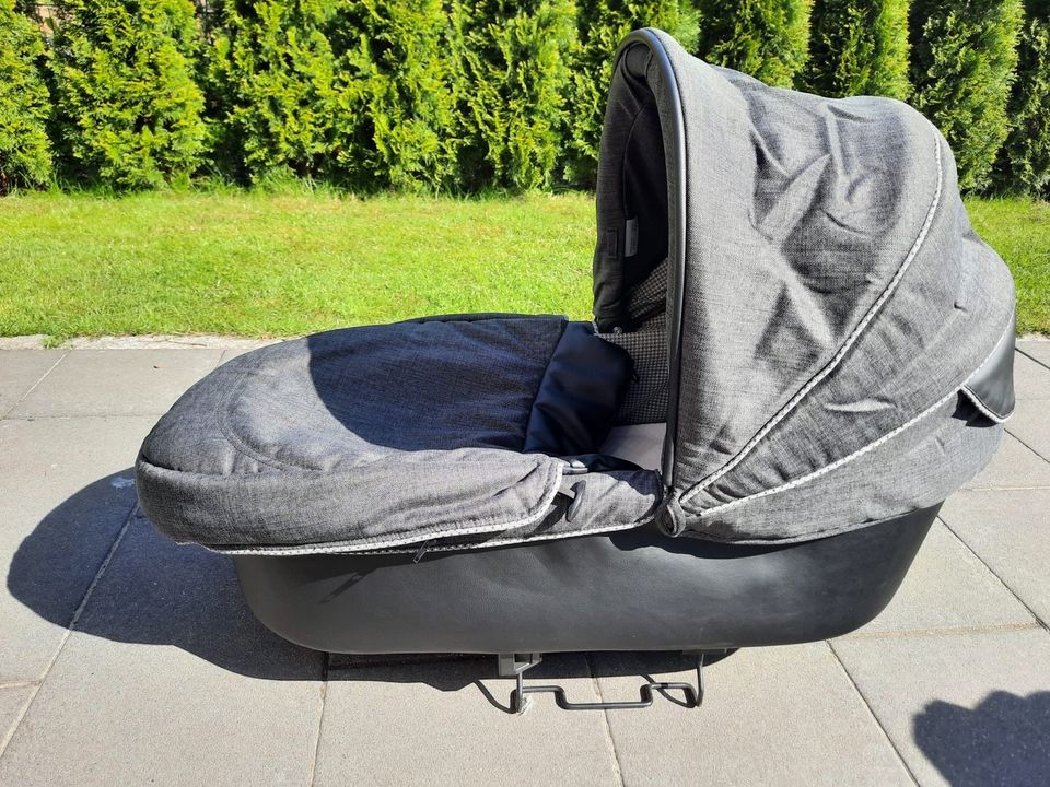 Kinderwagen Teutonia Be you V3 2015 in Hamburg